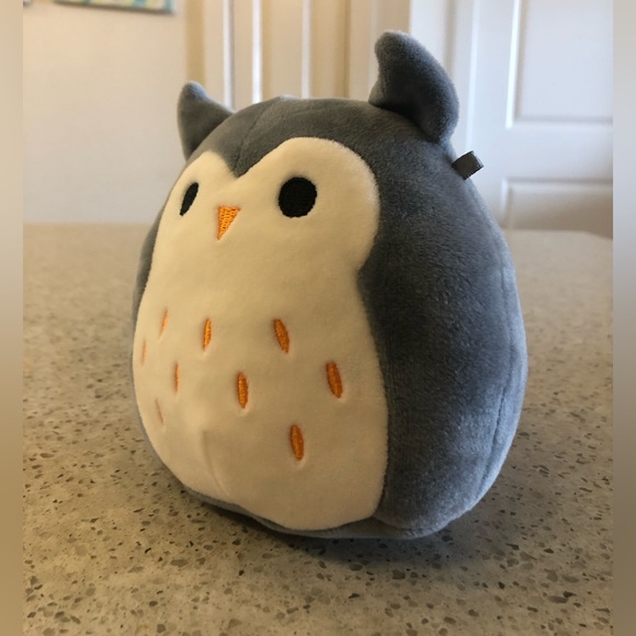 Squishmallow Grey Owl Small Plush Height 5.5" Cuddle & Squeeze Machine Washable - Picture 2 of 11
